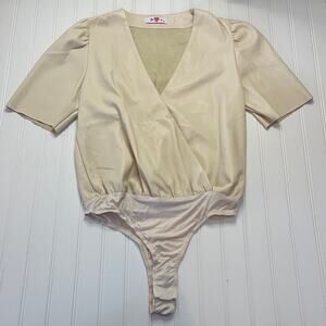 Boutique Buddy Love Twyla Sand Bodysuit Faux Leather Classy Womens Medium